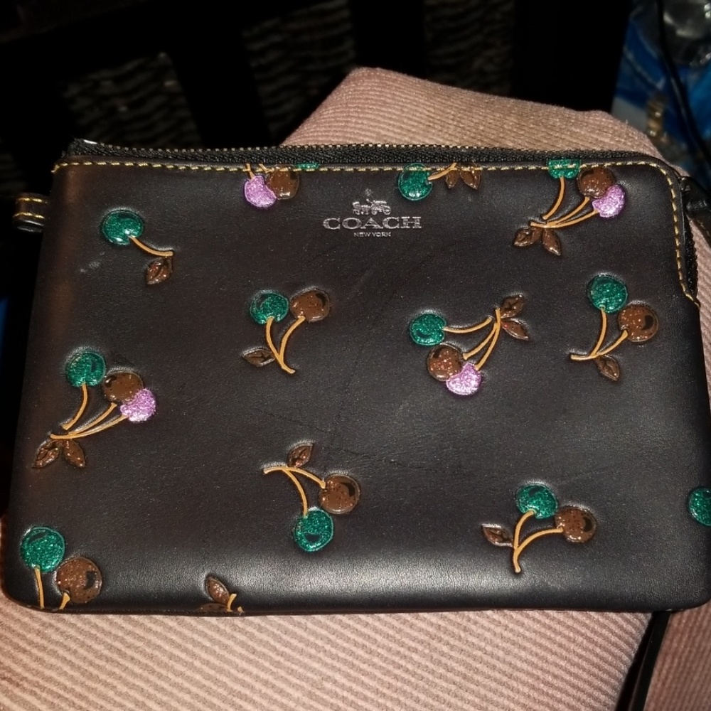 ~TRADE~ Coach GLOVETANNED Leather 🍒 Coin Case